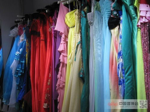 深度探店非誠勿擾,豐富的產品,各式的服裝,滿足不同的需求